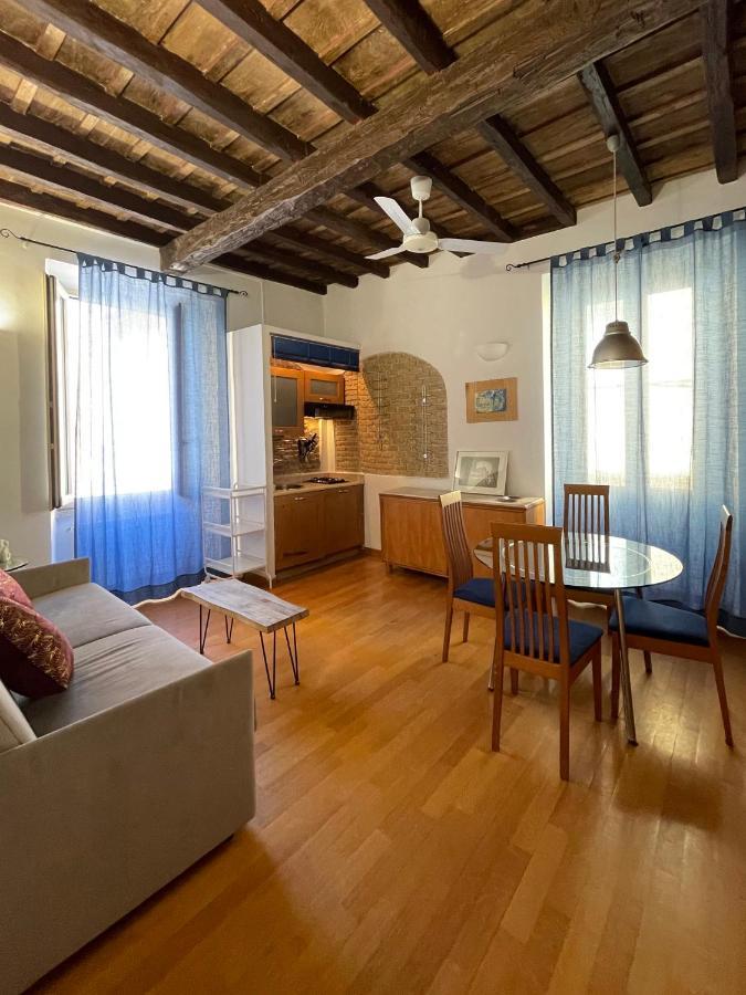 Apartamento Calisto 3 Roma Exterior foto